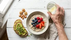 Que devrions-nous manger en vieillissant ? Sept aliments recommandés.